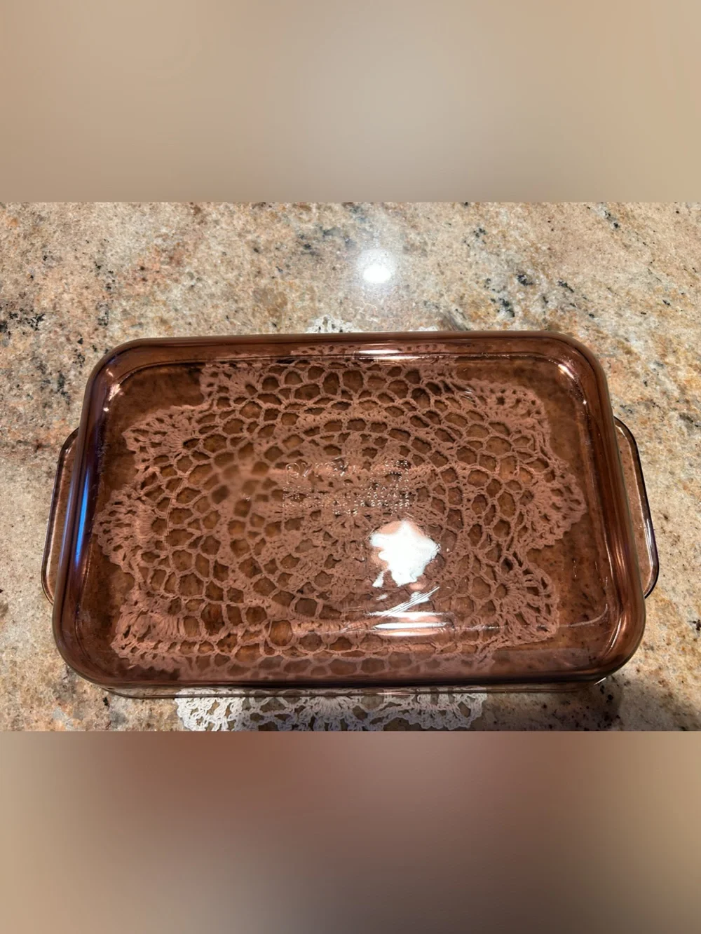 Pyrex Cranberry #232-R 11”x7”x1.5” 2Qt Glass Baking Dish Molded Handles No Chips